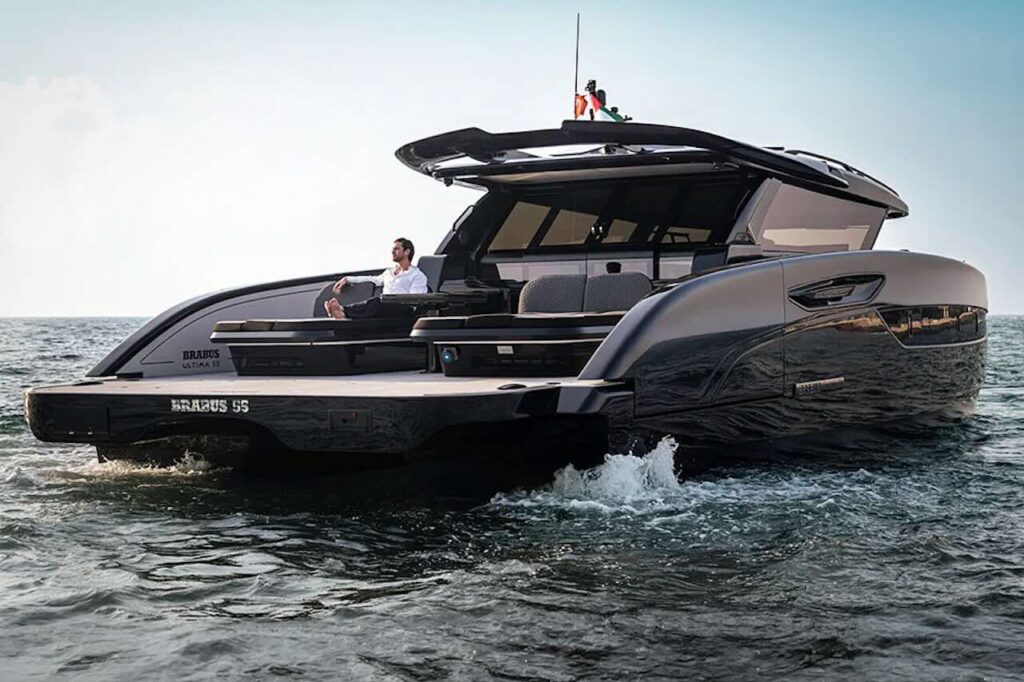 Brabus bouwt een superboot met 1450 pk