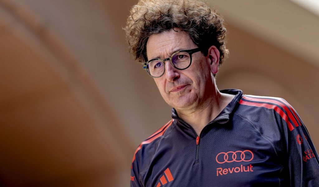 Audi reageert op geruchten over overstap van Carlos Sainz