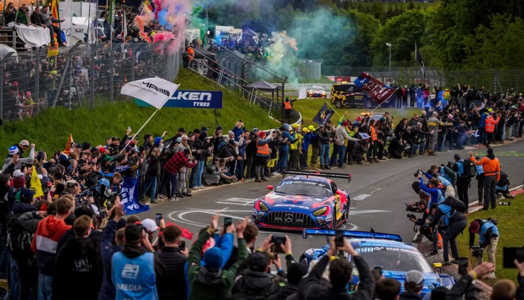 Verstappen keerde terug naar Nürburgring: ‘Nog nooit zoiets meegemaakt’