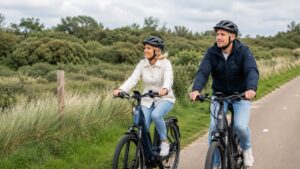 Helmplicht komt eraan voor alle fietsers: grote verandering op komst