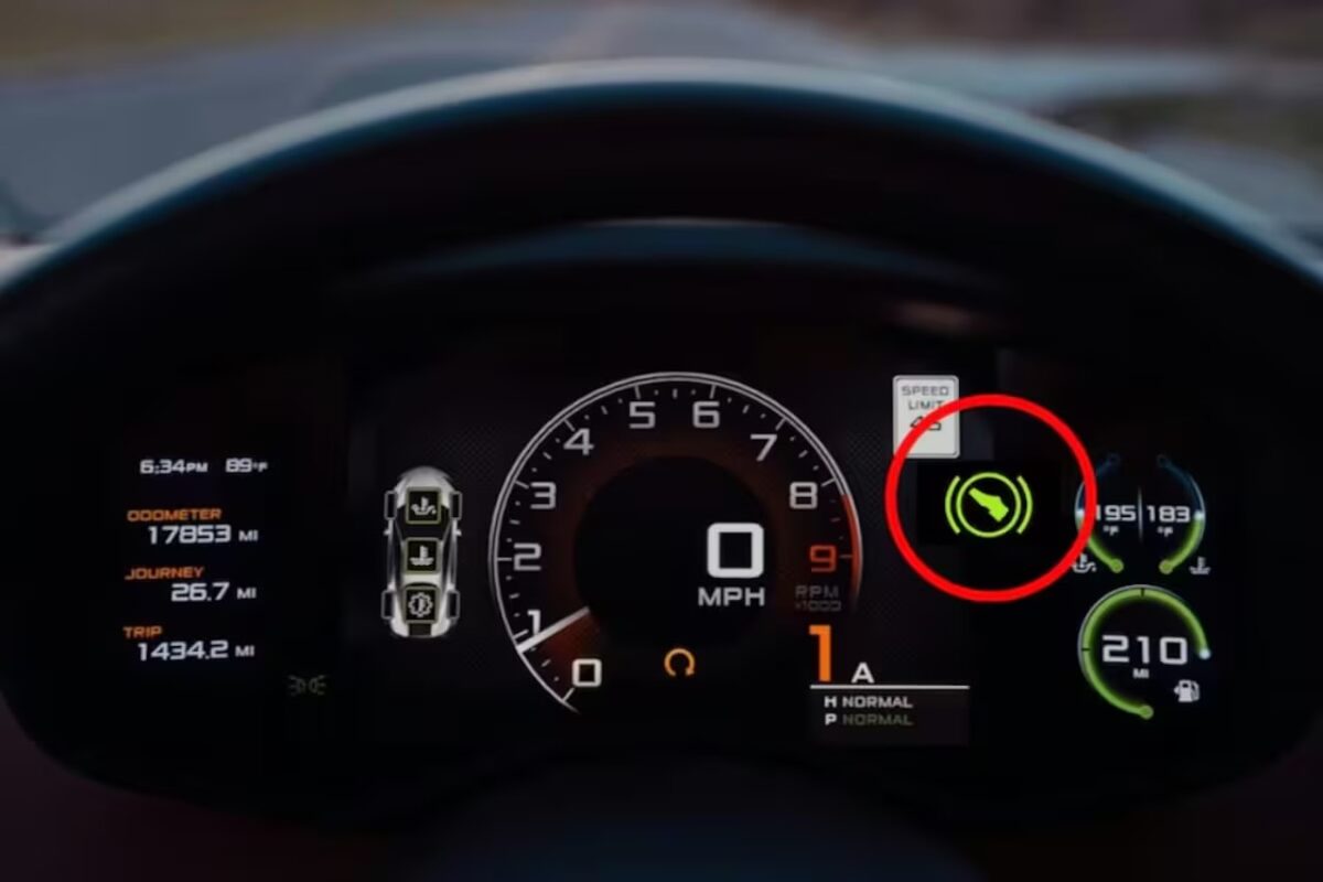 Plotseling verschijnt er een schoen op je dashboard: dit is wat er aan de hand is