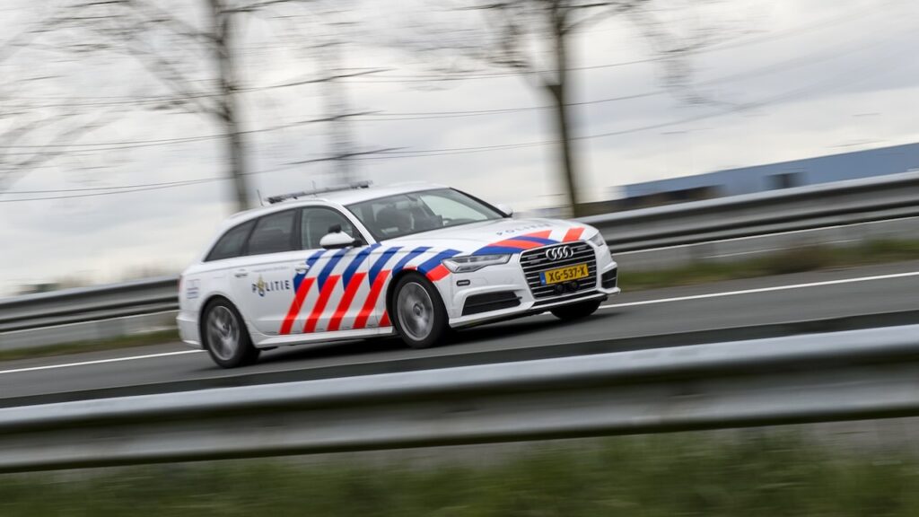Einde van 130 km/u: Nederlanders roepen om hogere snelheden op de snelweg
