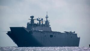 Frankrijk verkocht een 265 meter lang vliegdekschip aan Brazilië, 23 jaar later zonk het naar de bodem