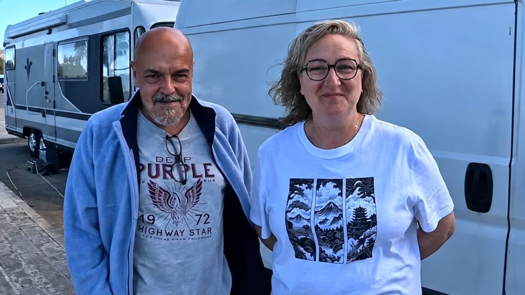 Man en vrouw leven al vier jaar in een camper van 5 vierkante meter en betalen geen enkele rekening meer