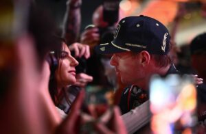 Kelly Piquet deelt beelden van avondje uit met Max Verstappen en Penelope