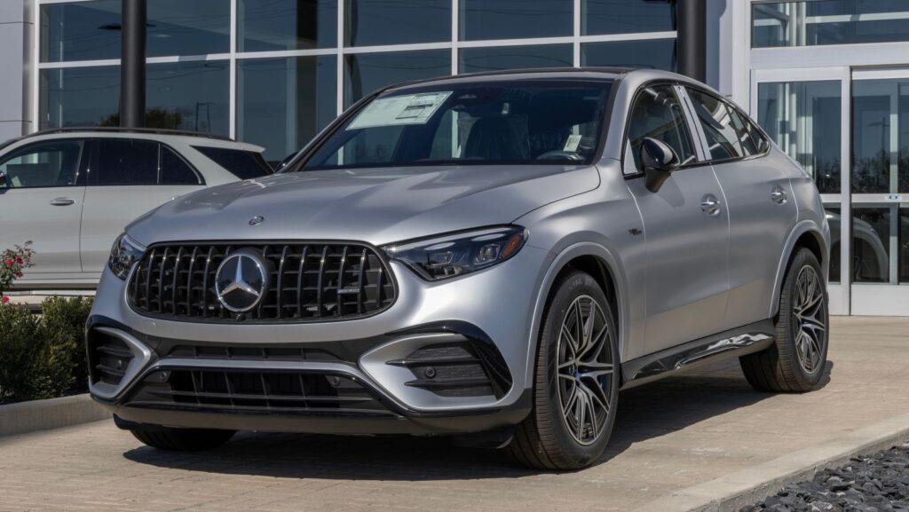Nieuwe wet kan automerken zoals Mercedes en Volvo verbieden